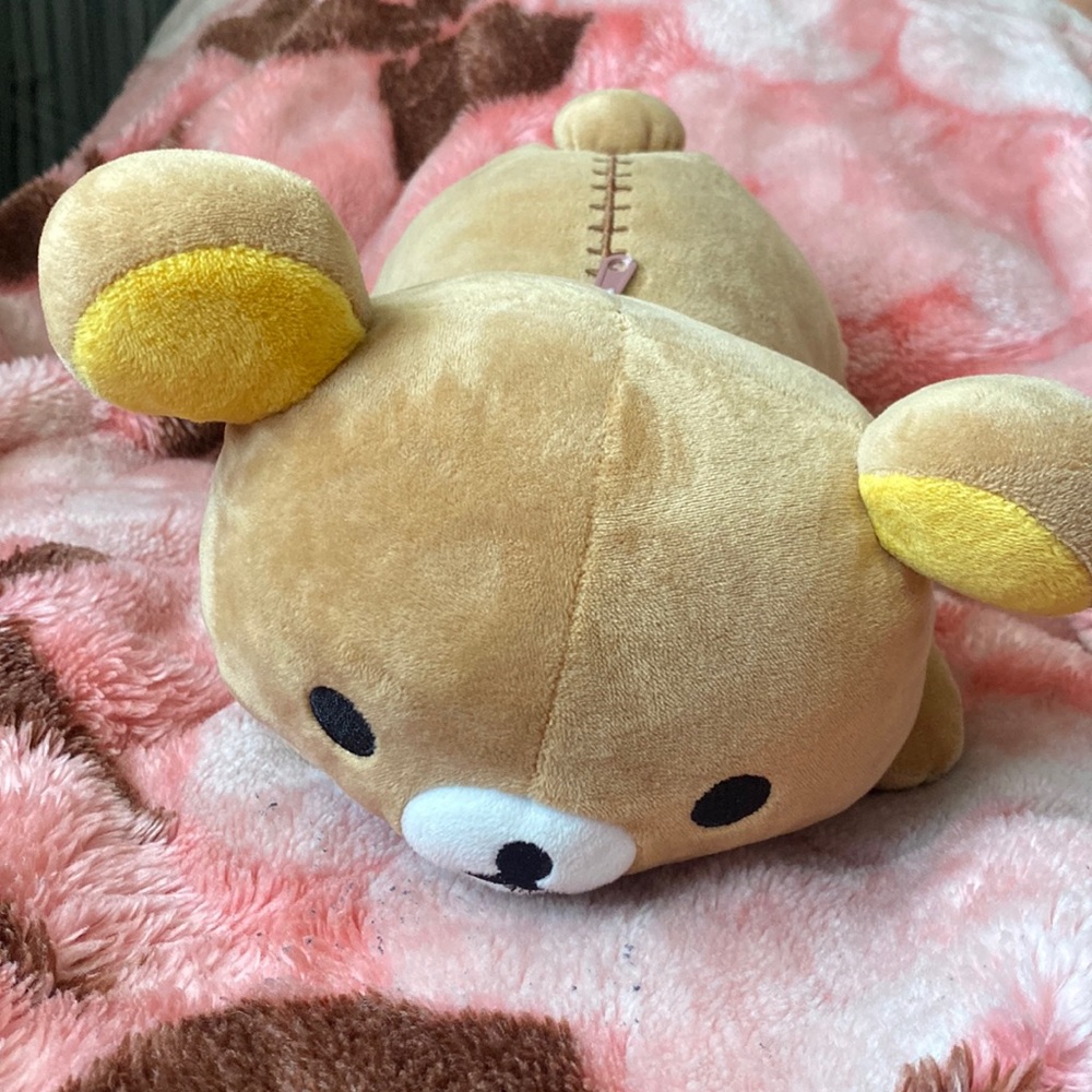 Rilakkuma Plush Bear Zipper Laying Down Plush 2019 San-x 14” plushie